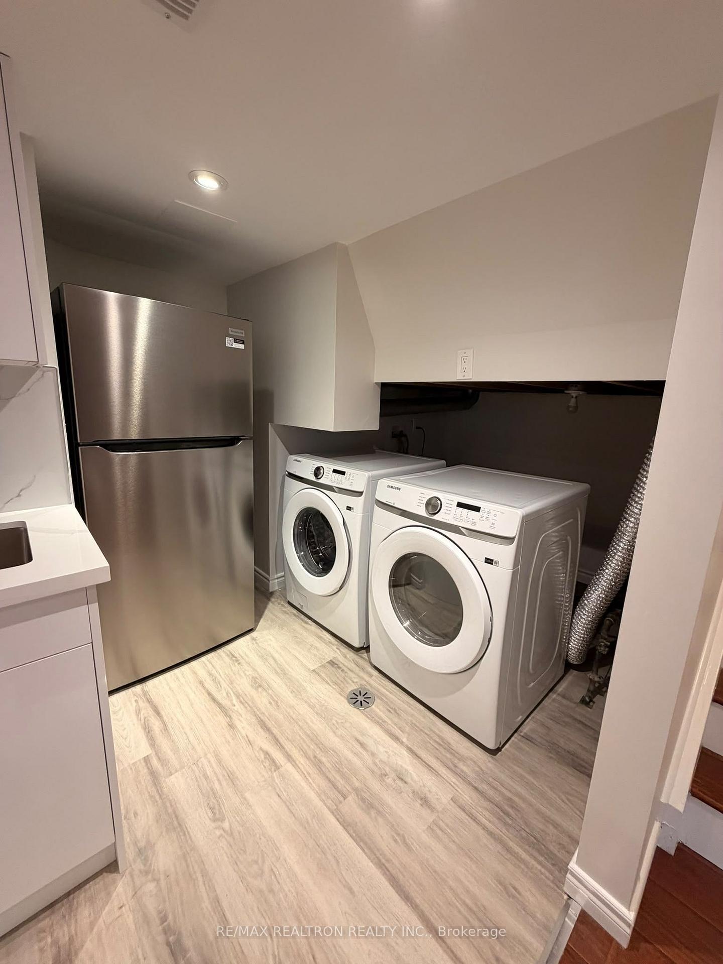 Photo 6 of 105 Chatfield Drive, Ajax, Central West — HOMEH
