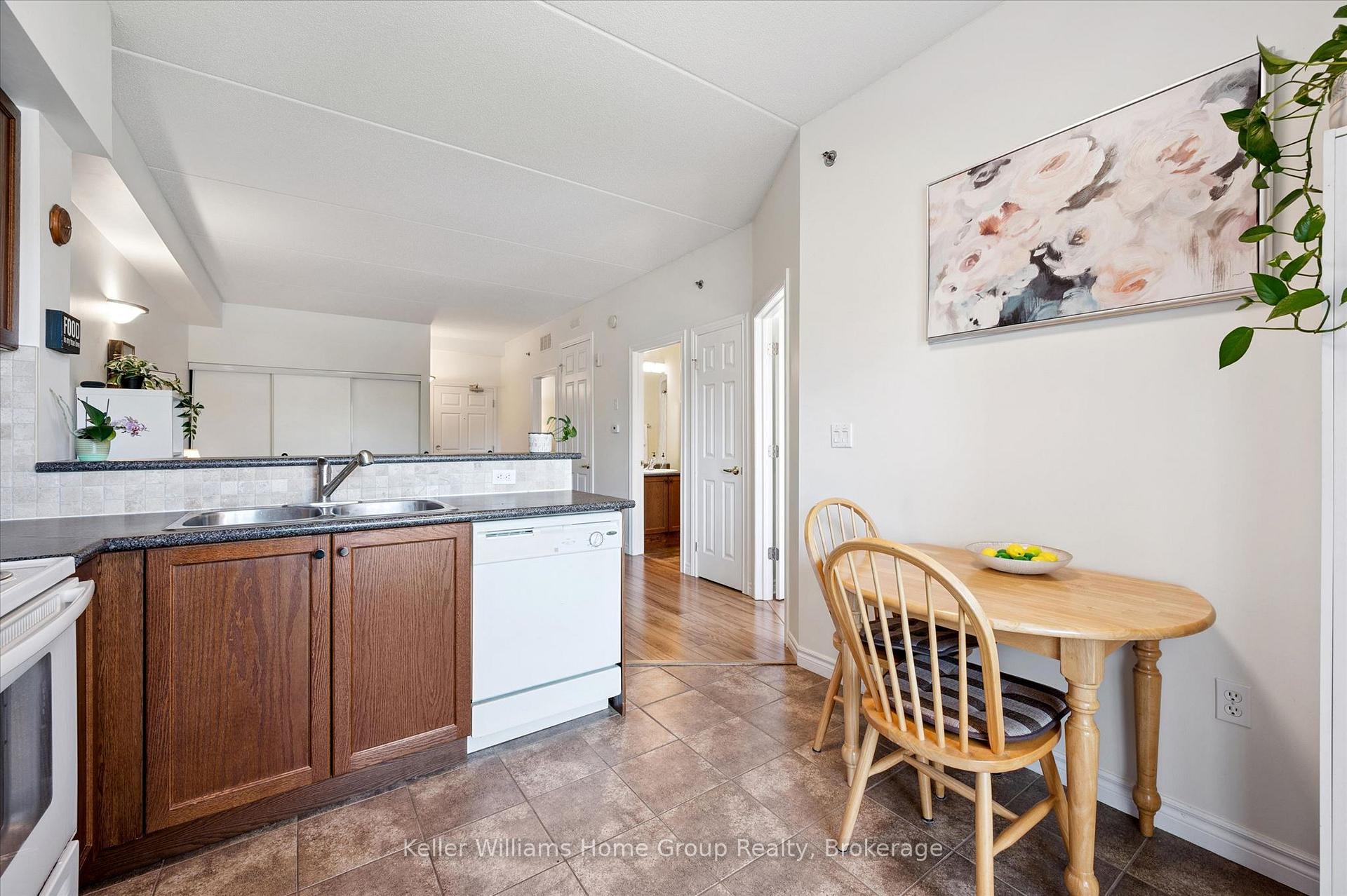 Photo 13 of Unit 114, 308 Watson Parkway N, Guelph, Grange Road — HOMEH