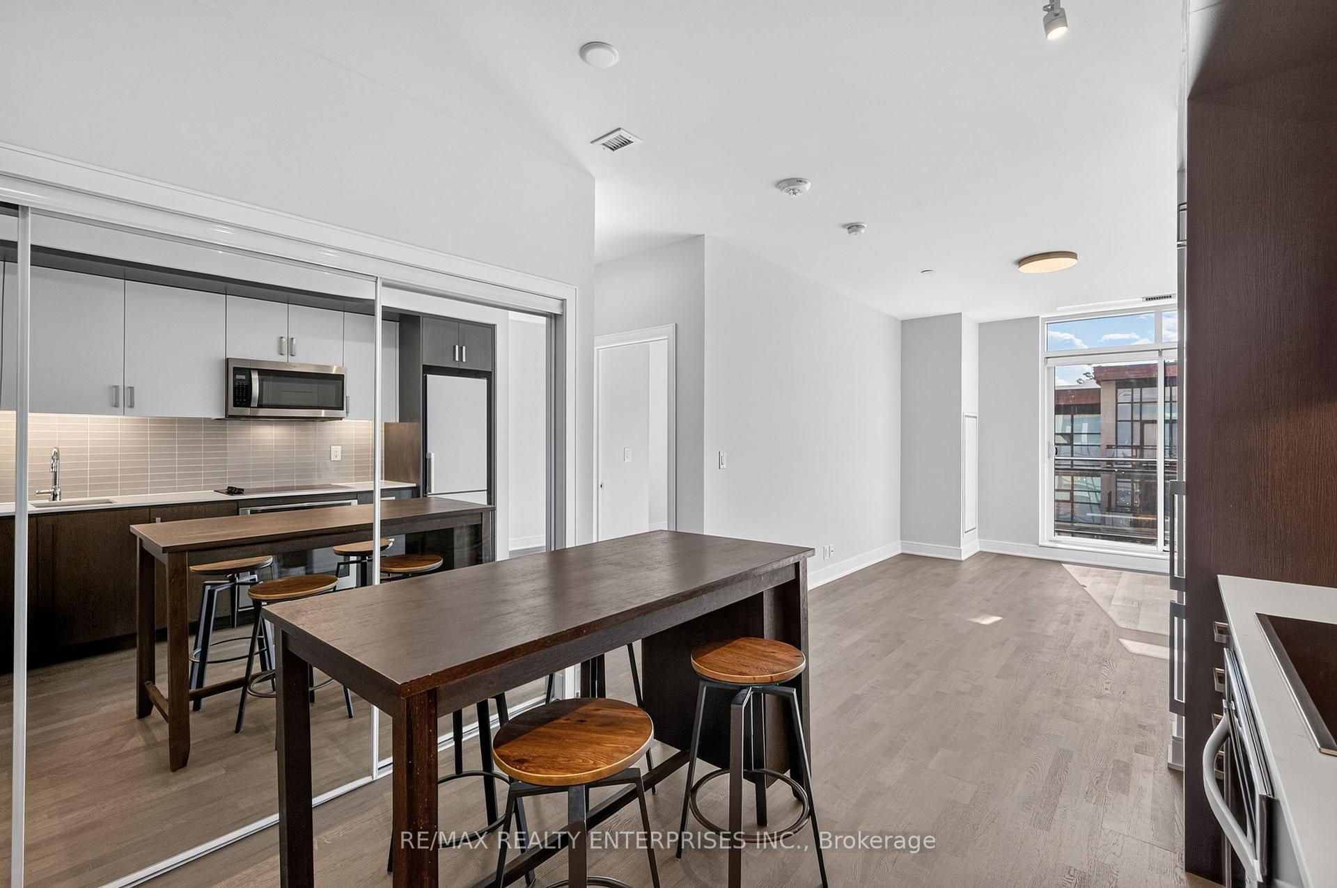 Photo 9 of Unit 457, 1575 Lakeshore Road W, Mississauga, Clarkson — HOMEH
