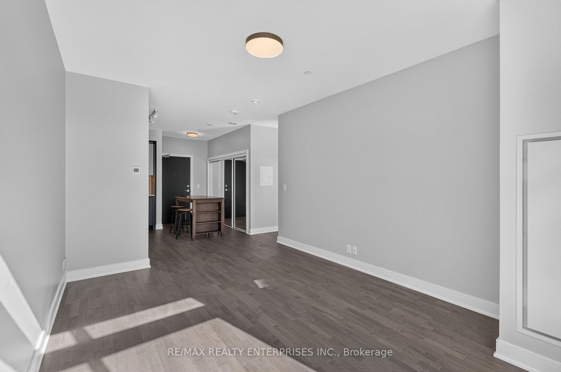 Photo 12 of Unit 457, 1575 Lakeshore Road W, Mississauga, Clarkson — HOMEH