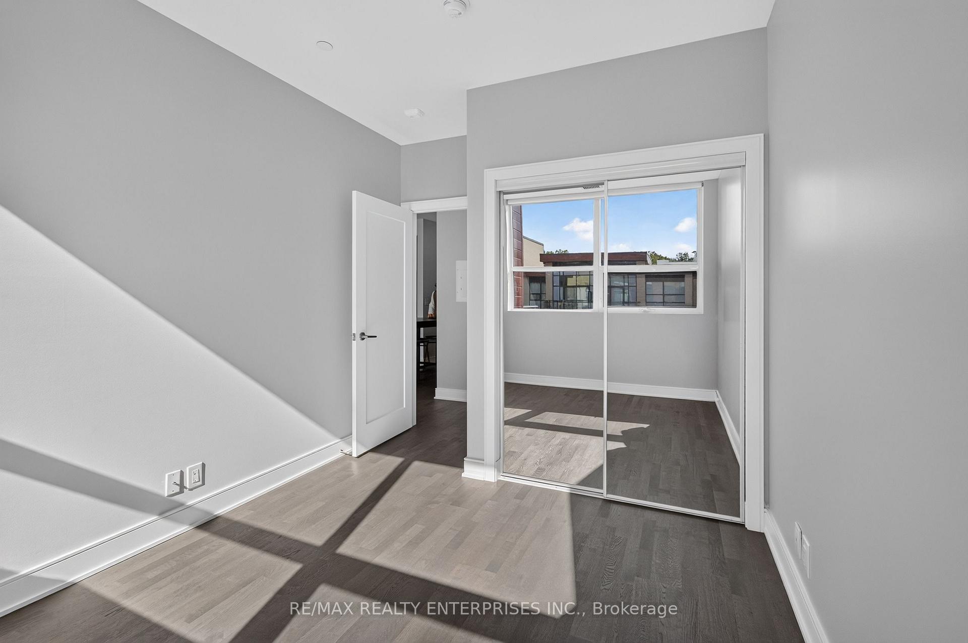 Photo 16 of Unit 457, 1575 Lakeshore Road W, Mississauga, Clarkson — HOMEH
