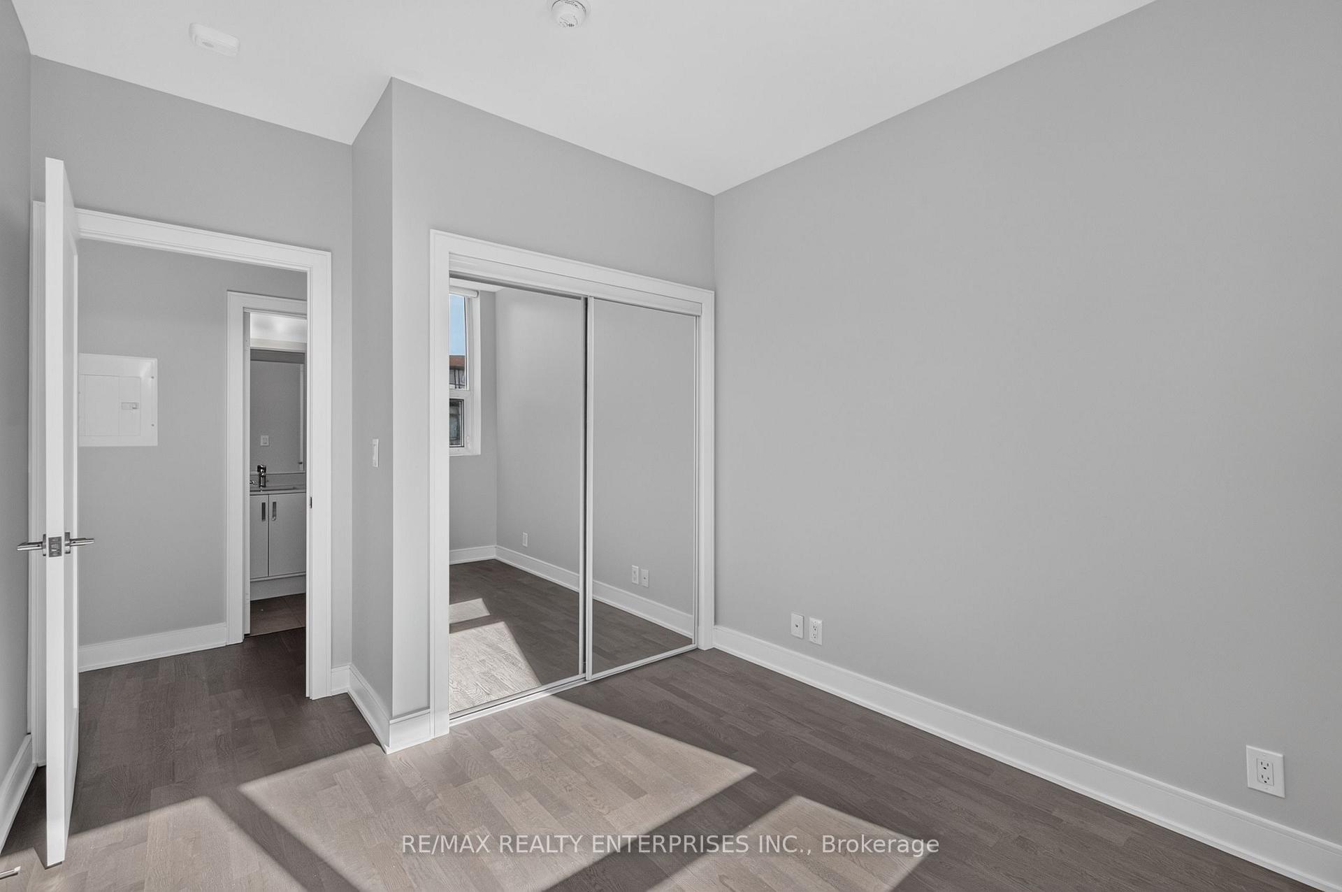 Photo 17 of Unit 457, 1575 Lakeshore Road W, Mississauga, Clarkson — HOMEH