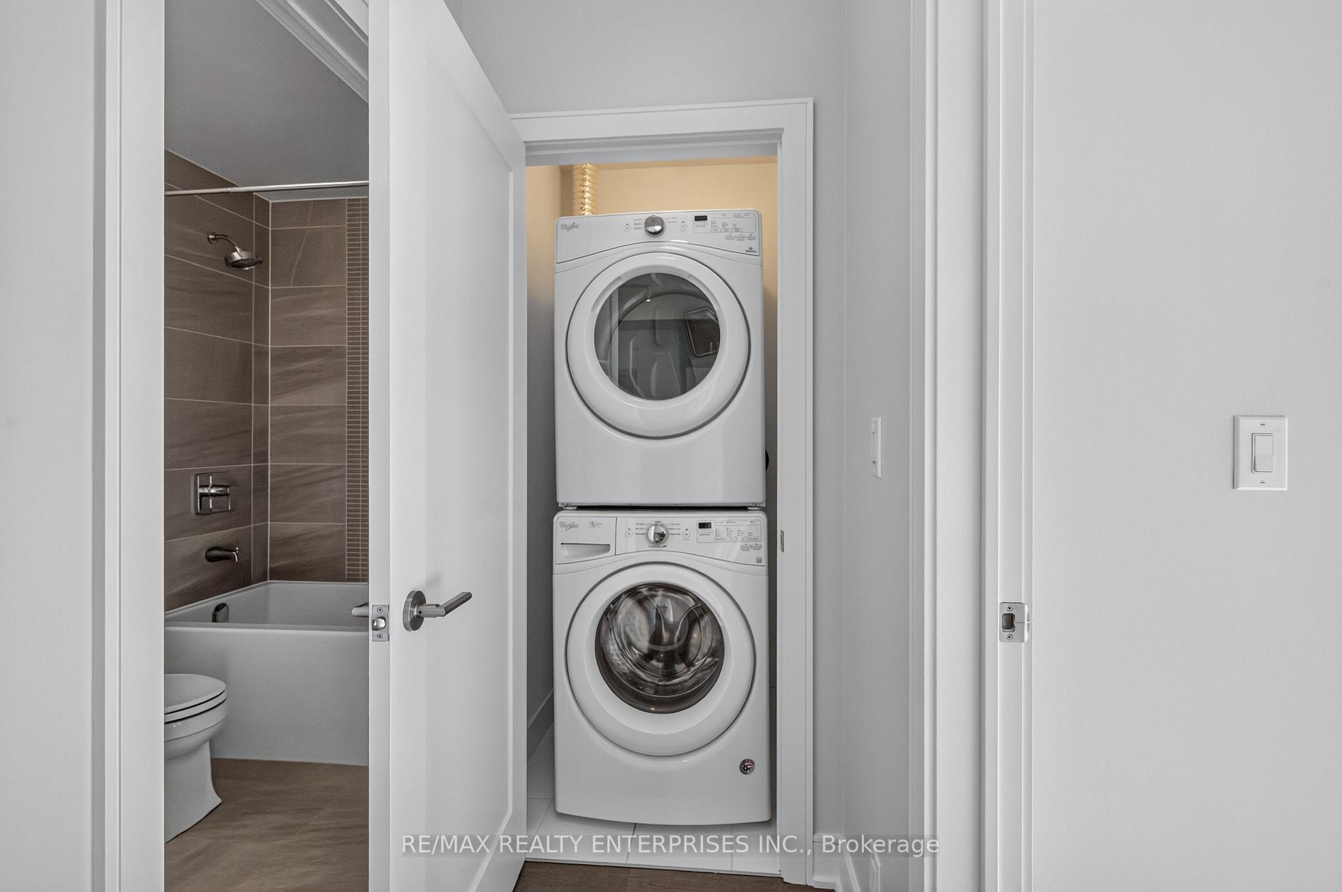 Photo 19 of Unit 457, 1575 Lakeshore Road W, Mississauga, Clarkson — HOMEH