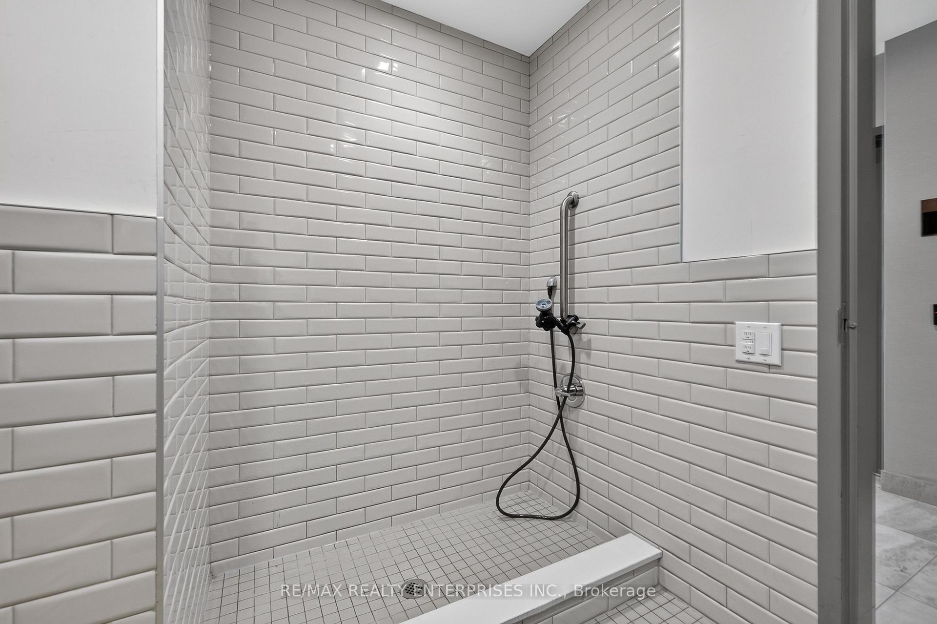 Photo 41 of Unit 457, 1575 Lakeshore Road W, Mississauga, Clarkson — HOMEH