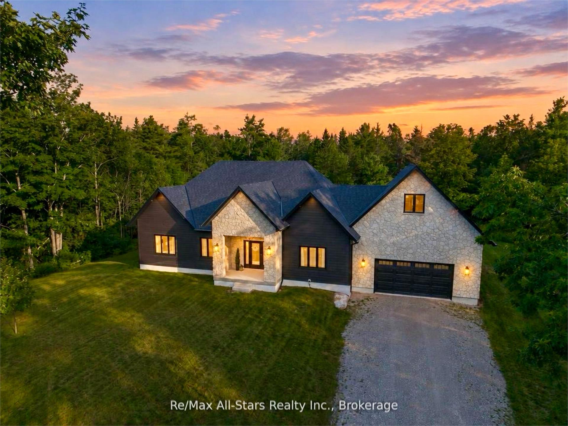 Photo of 210 White Valley Road