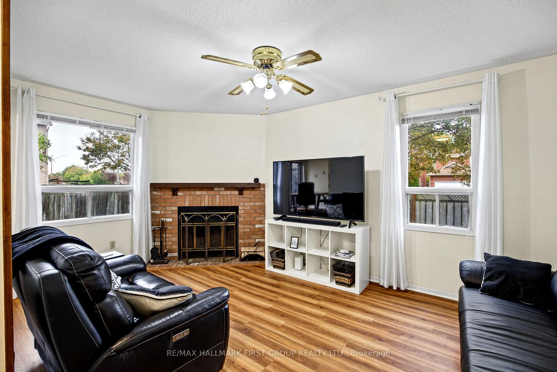 Photo 22 of 41 Pearce Drive, Ajax, Central West — HOMEH
