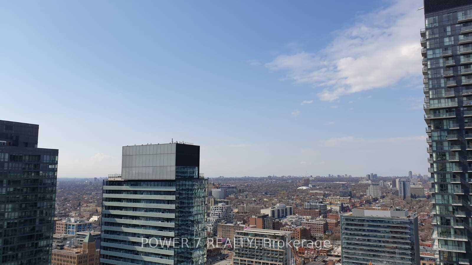 Photo 2 of Unit 3909, 115 Blue Jays Way, Toronto, Waterfront Communities — HOMEH