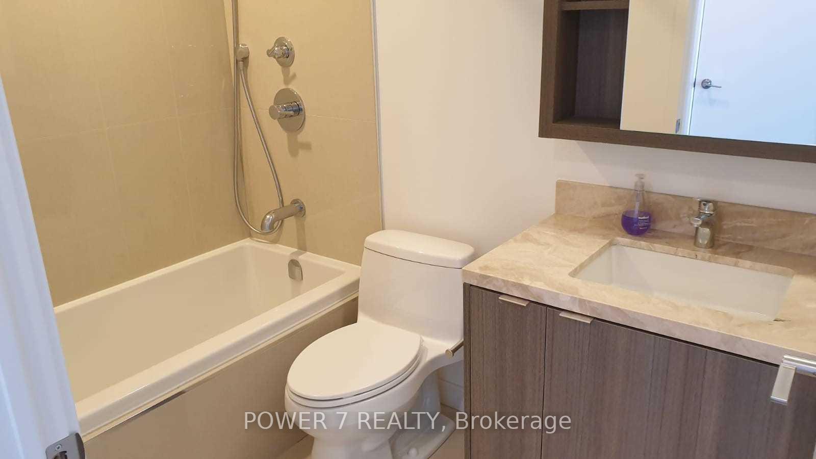 Photo 10 of Unit 3909, 115 Blue Jays Way, Toronto, Waterfront Communities — HOMEH