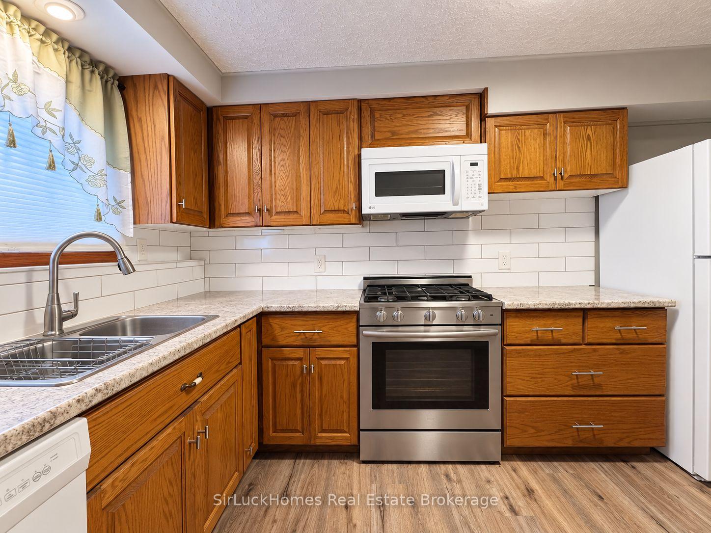 Photo 10 of Unit Bsmt, 306 Mckellar Street, Strathroy-Caradoc, SW — HOMEH