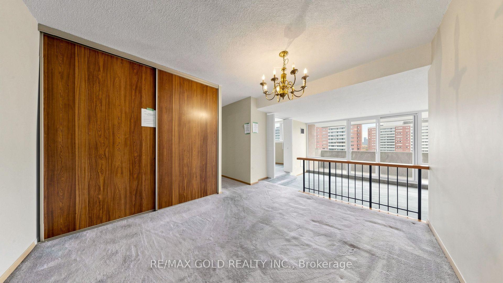 Photo 17 of Unit 1504, 270 Scarlett Road, Toronto, Rockcliffe-Smythe — HOMEH