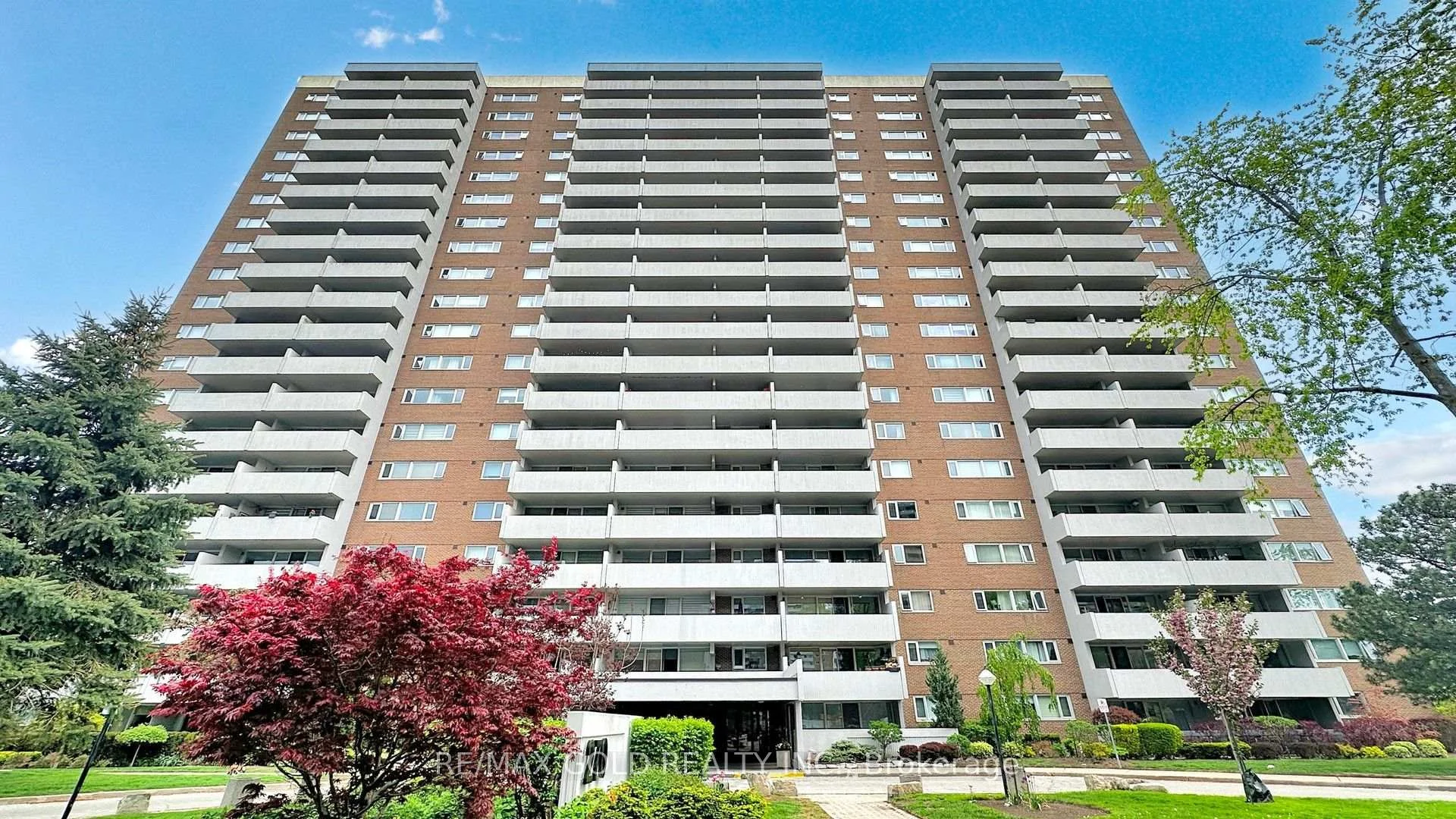 Photo 8 of Unit 1504, 270 Scarlett Road, Toronto, Rockcliffe-Smythe — HOMEH
