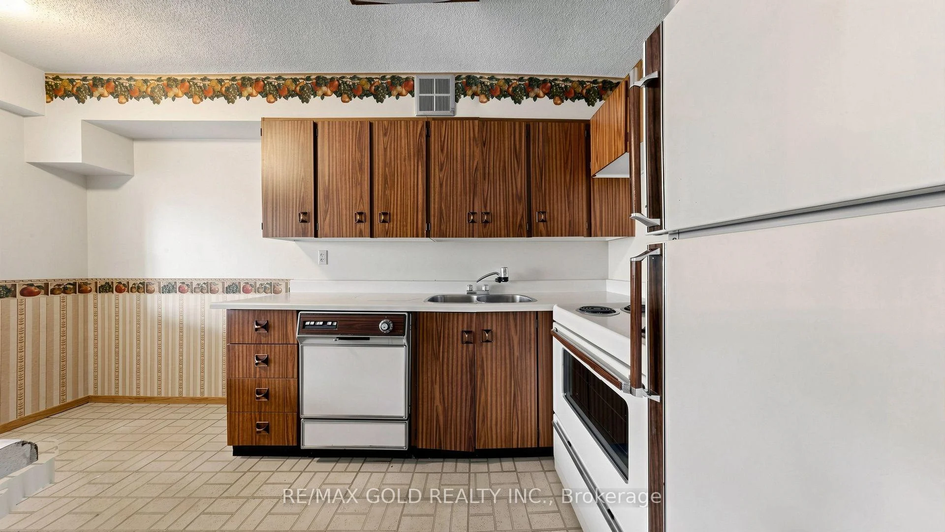 Photo 41 of Unit 1504, 270 Scarlett Road, Toronto, Rockcliffe-Smythe — HOMEH