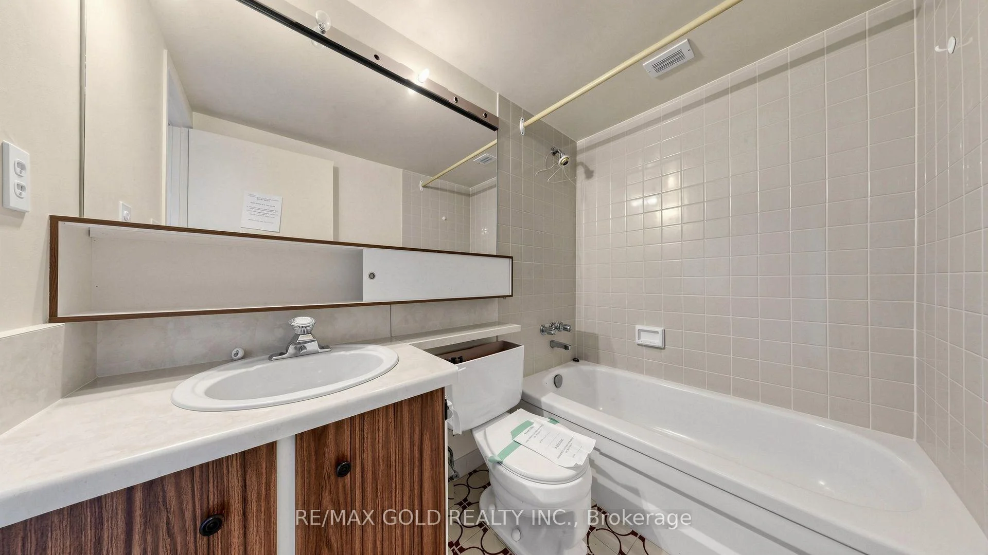Photo 61 of Unit 1504, 270 Scarlett Road, Toronto, Rockcliffe-Smythe — HOMEH