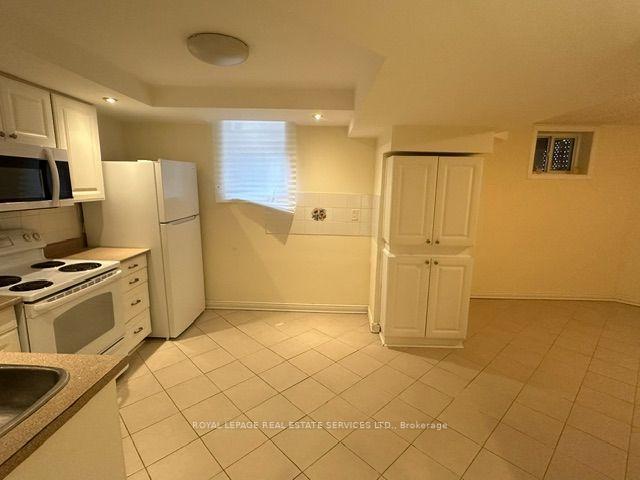 Photo 3 of Unit Bsmt, 3453 Nutcracker Drive, Mississauga, Lisgar — HOMEH