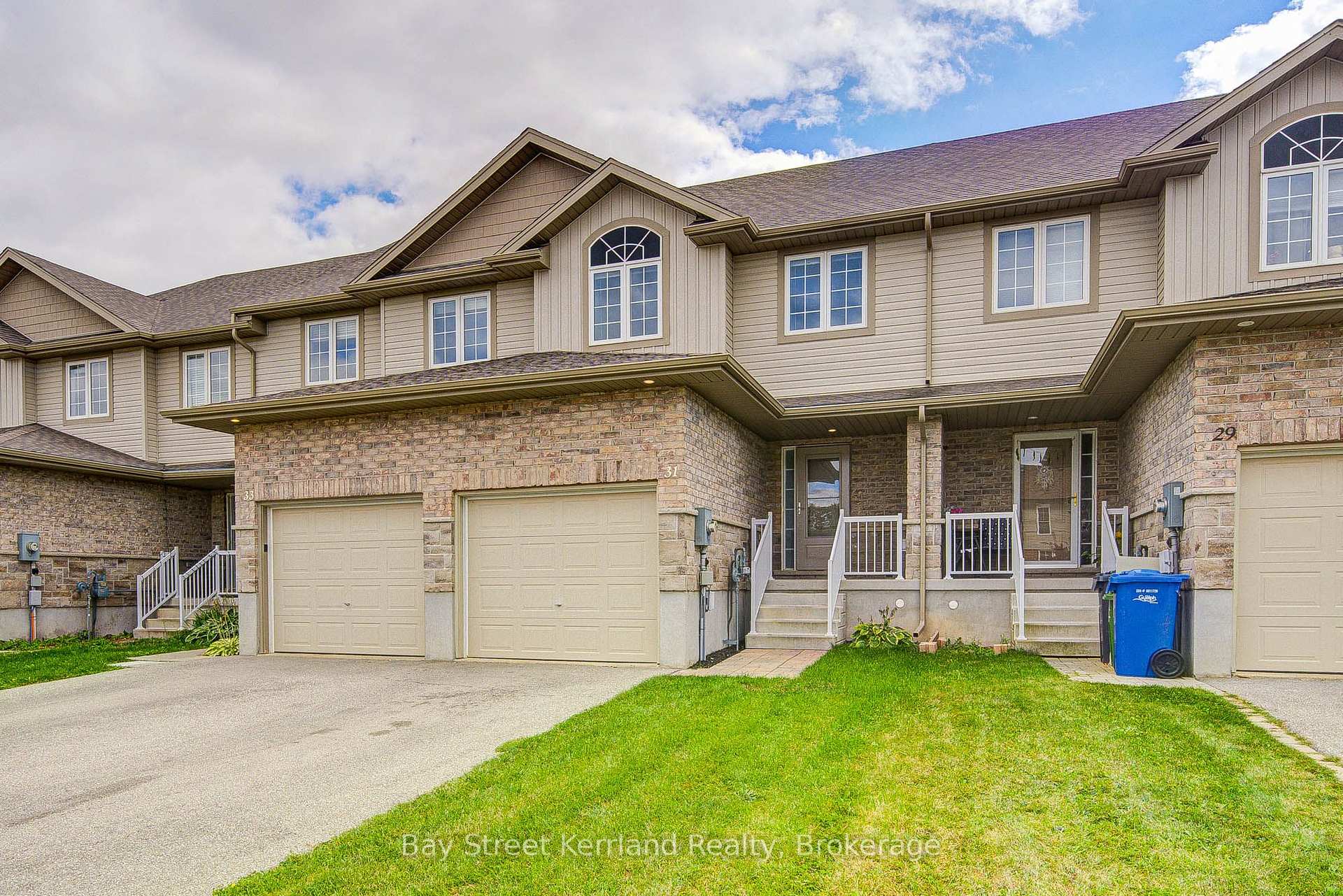 Photo 2 of 31 Marshall Drive, Guelph, Grange Road — HOMEH