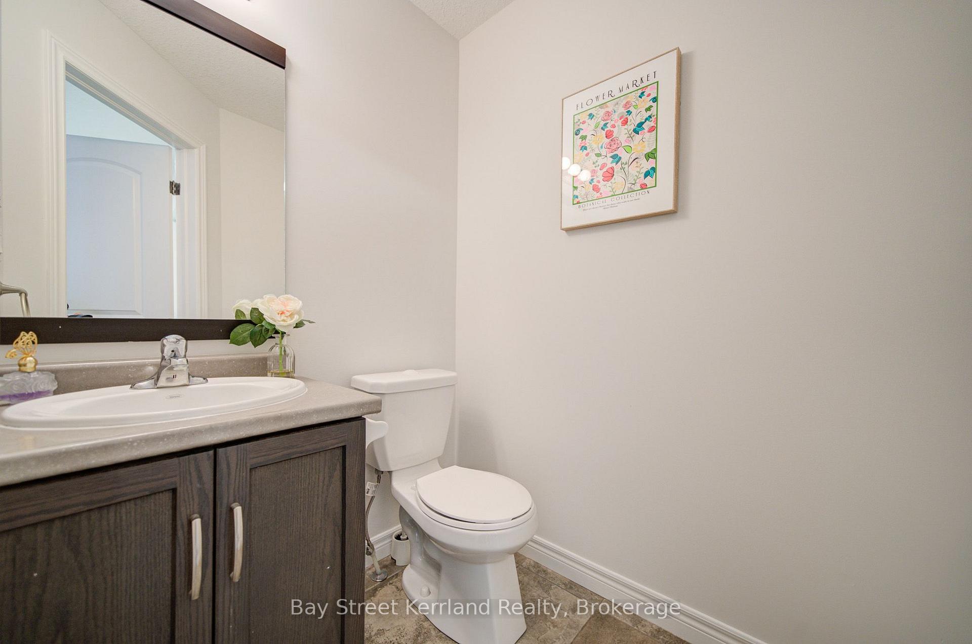 Photo 4 of 31 Marshall Drive, Guelph, Grange Road — HOMEH