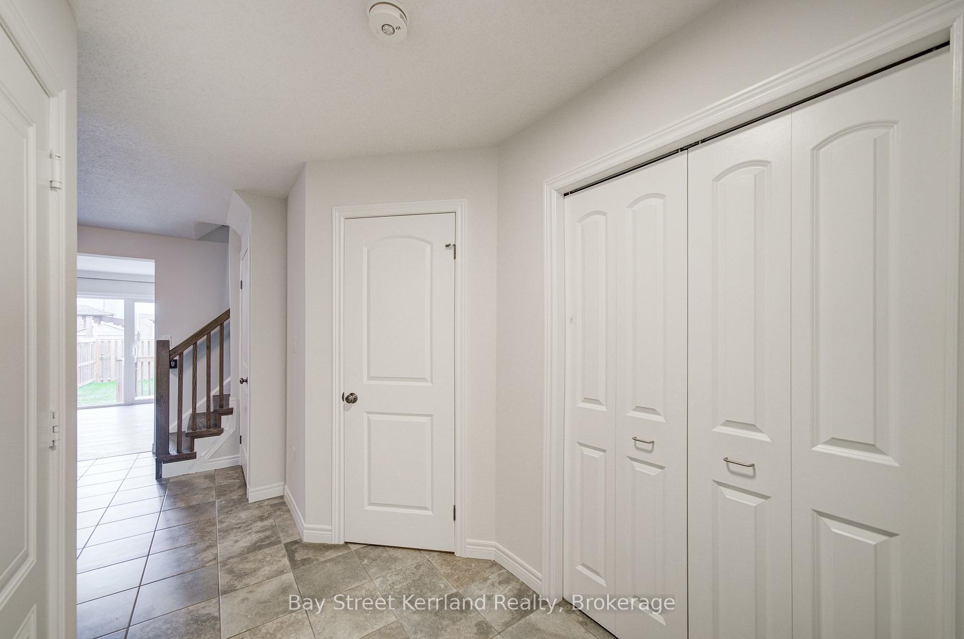 Photo 6 of 31 Marshall Drive, Guelph, Grange Road — HOMEH