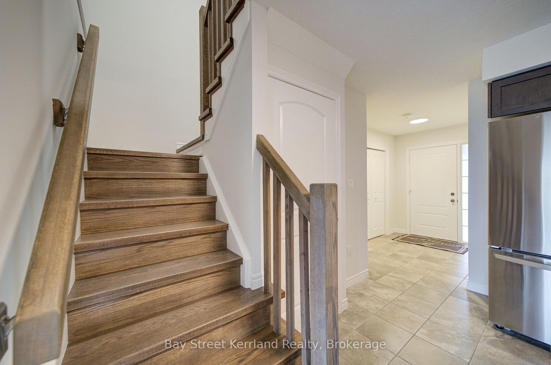 Photo 8 of 31 Marshall Drive, Guelph, Grange Road — HOMEH
