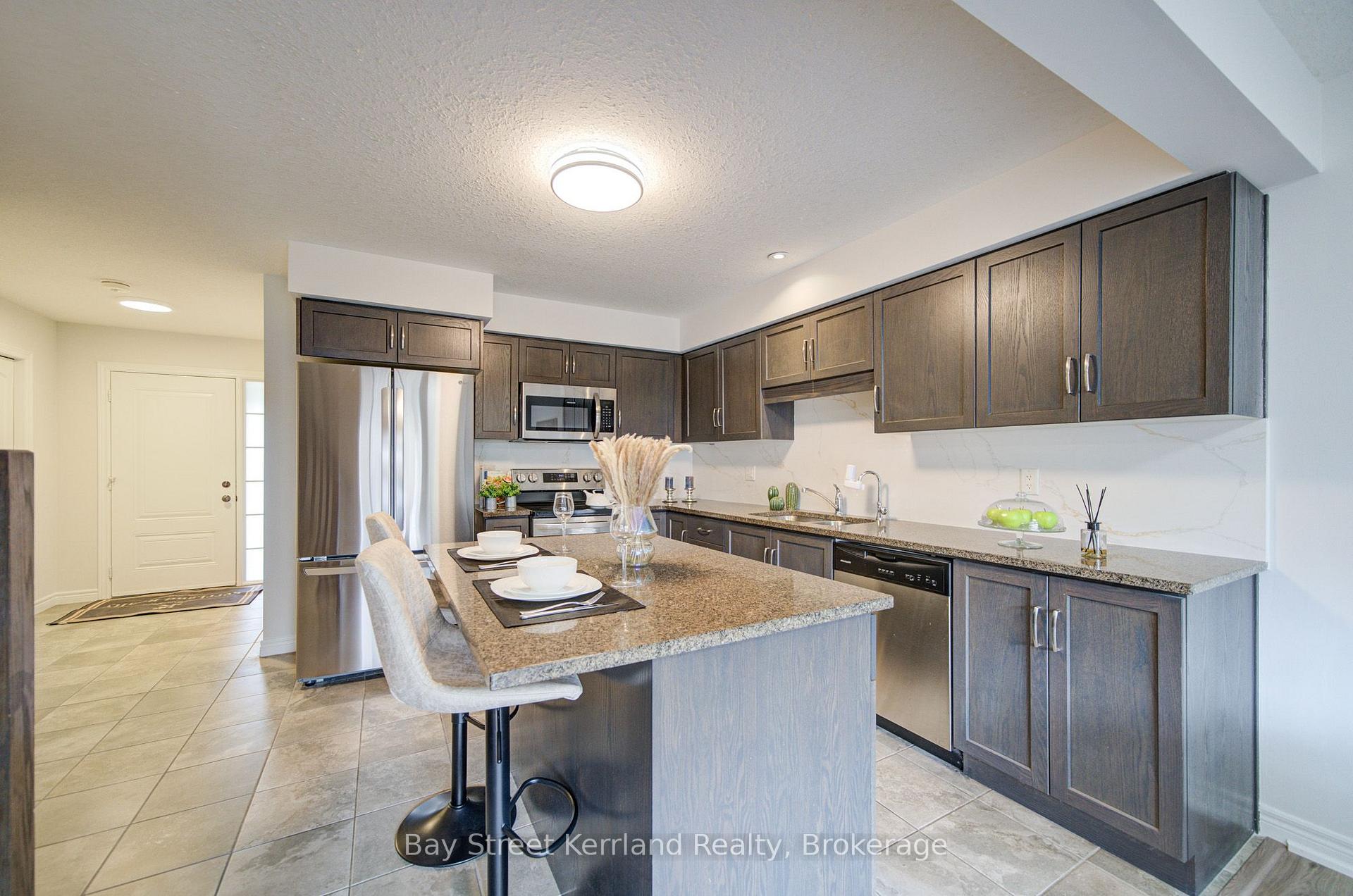 Photo 11 of 31 Marshall Drive, Guelph, Grange Road — HOMEH