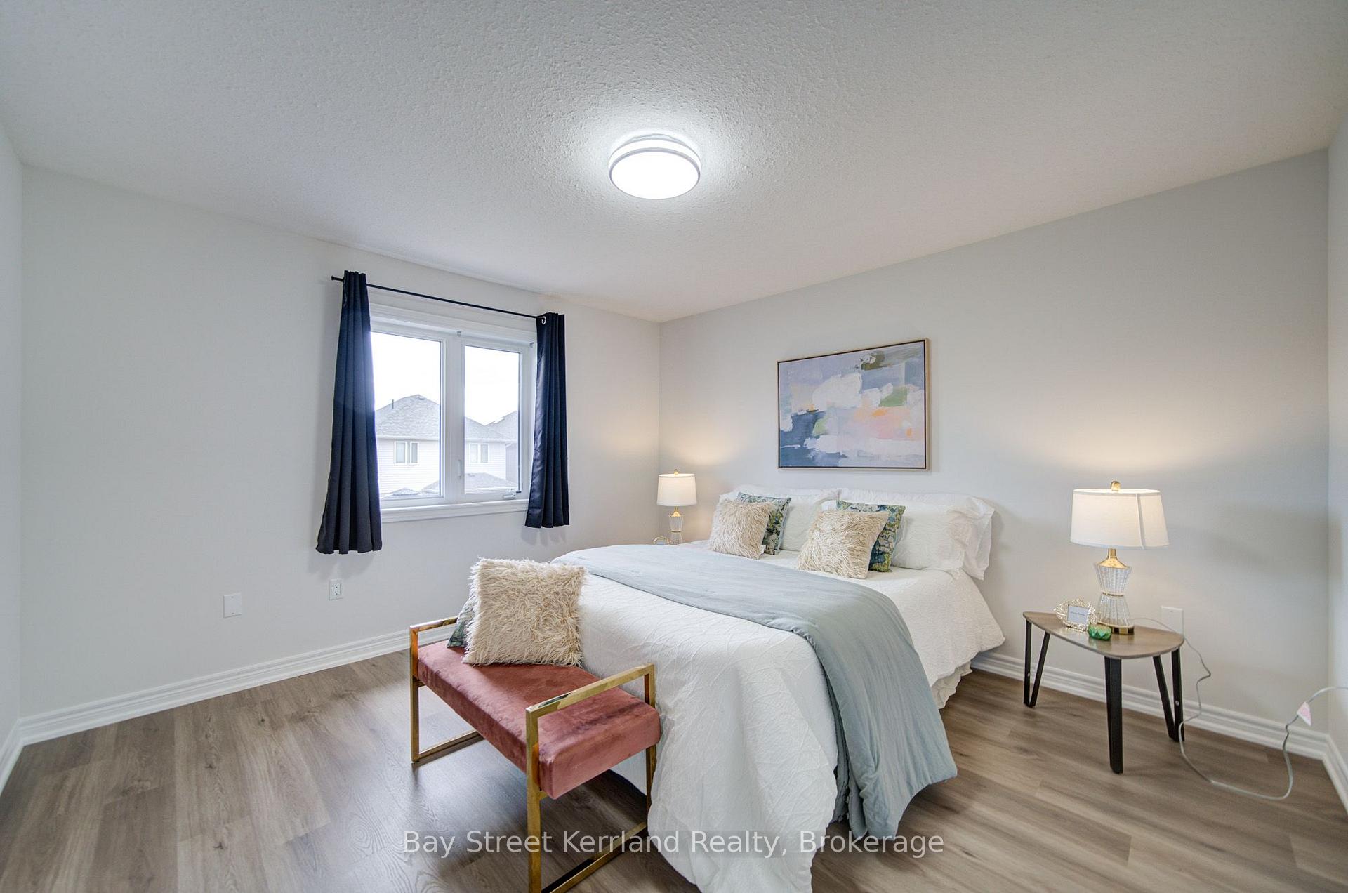Photo 22 of 31 Marshall Drive, Guelph, Grange Road — HOMEH