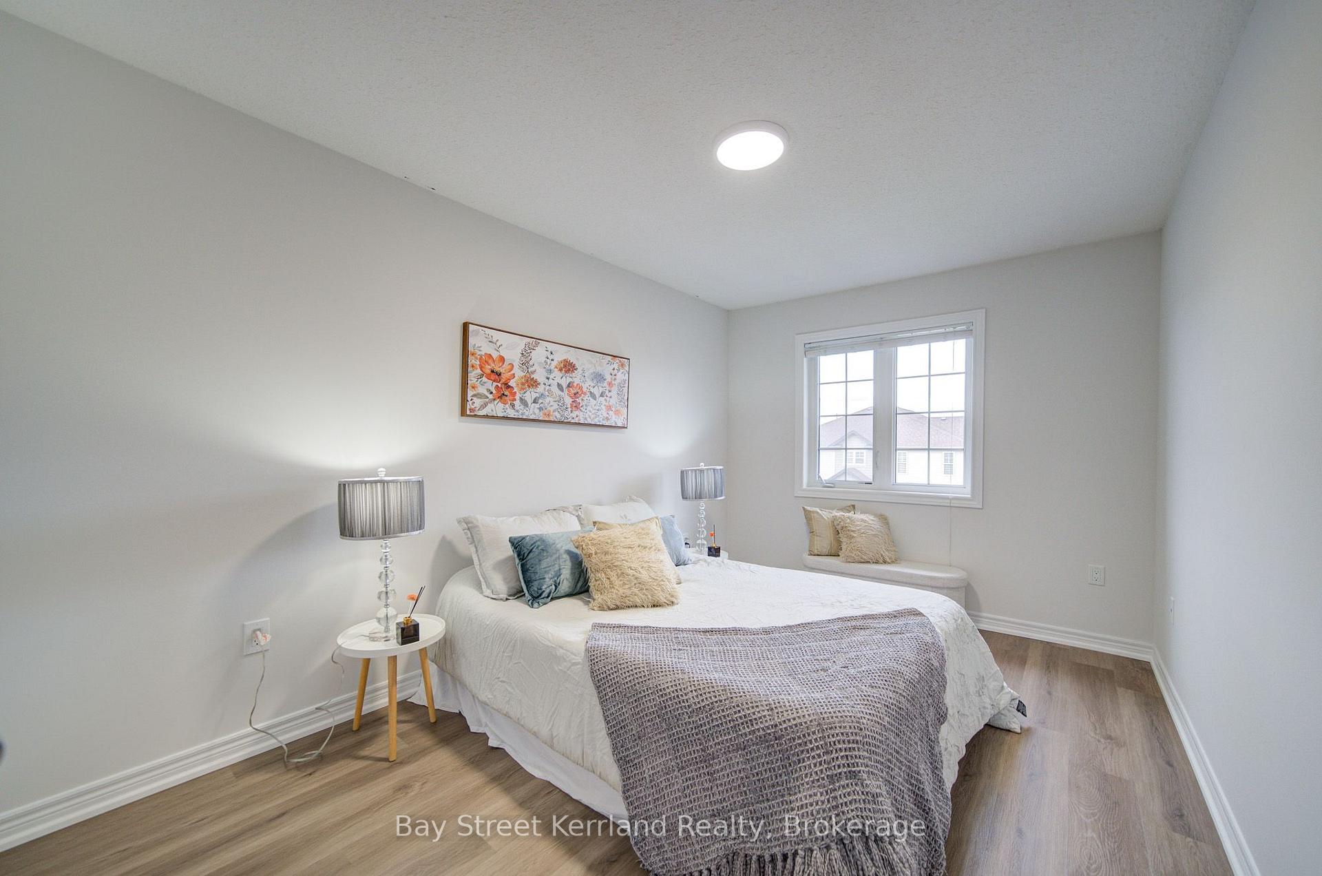 Photo 28 of 31 Marshall Drive, Guelph, Grange Road — HOMEH