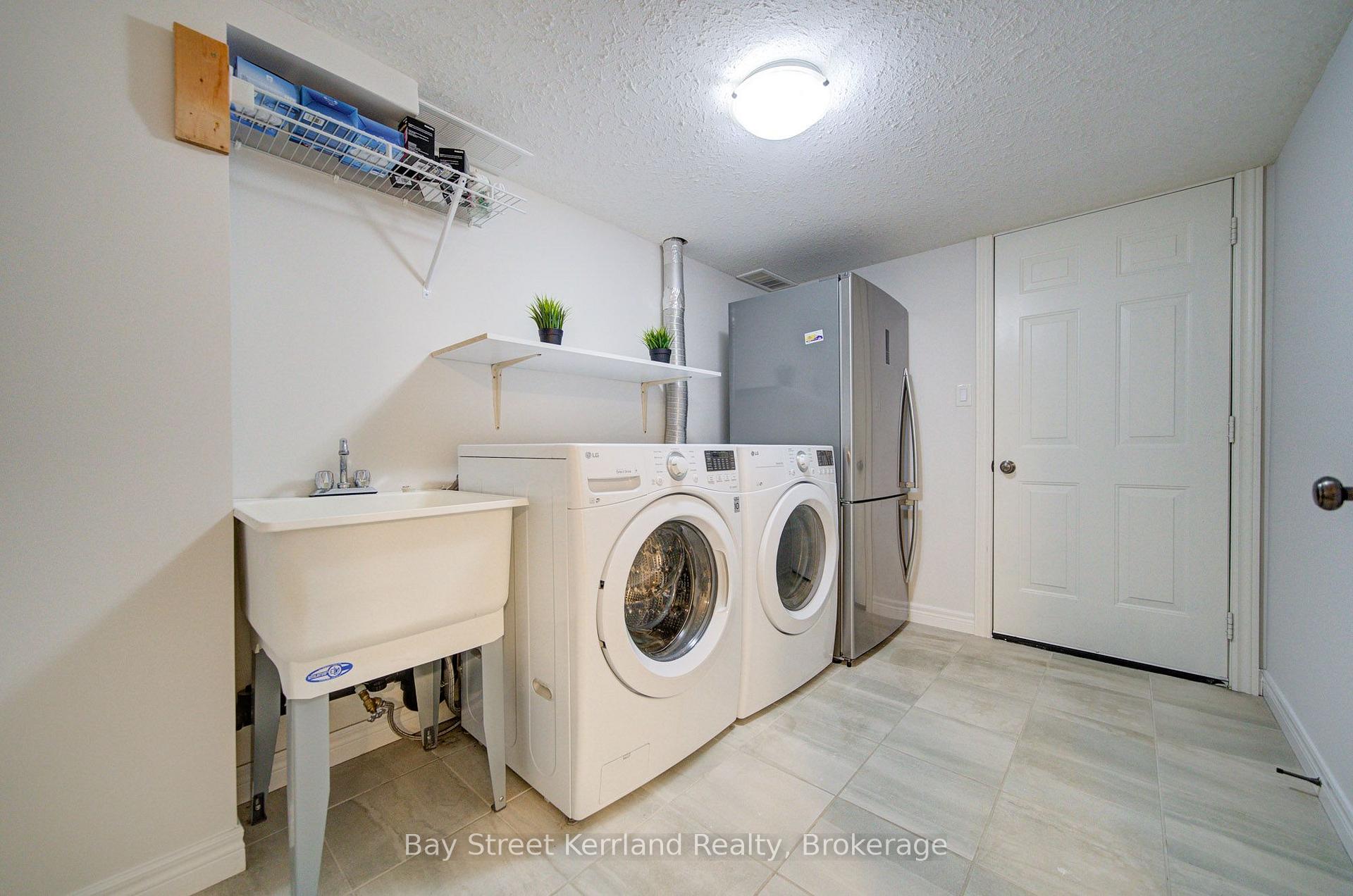 Photo 33 of 31 Marshall Drive, Guelph, Grange Road — HOMEH