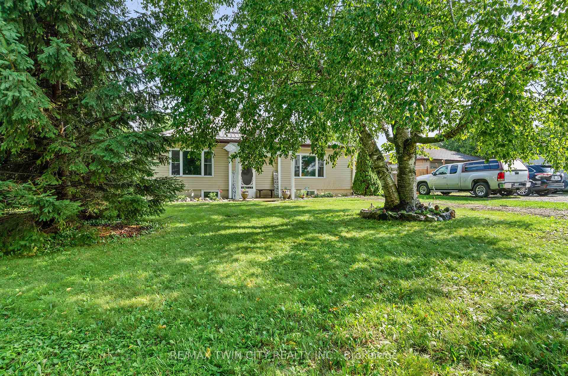 Photo 4 of 251 53 Highway, Brant, Burford — HOMEH