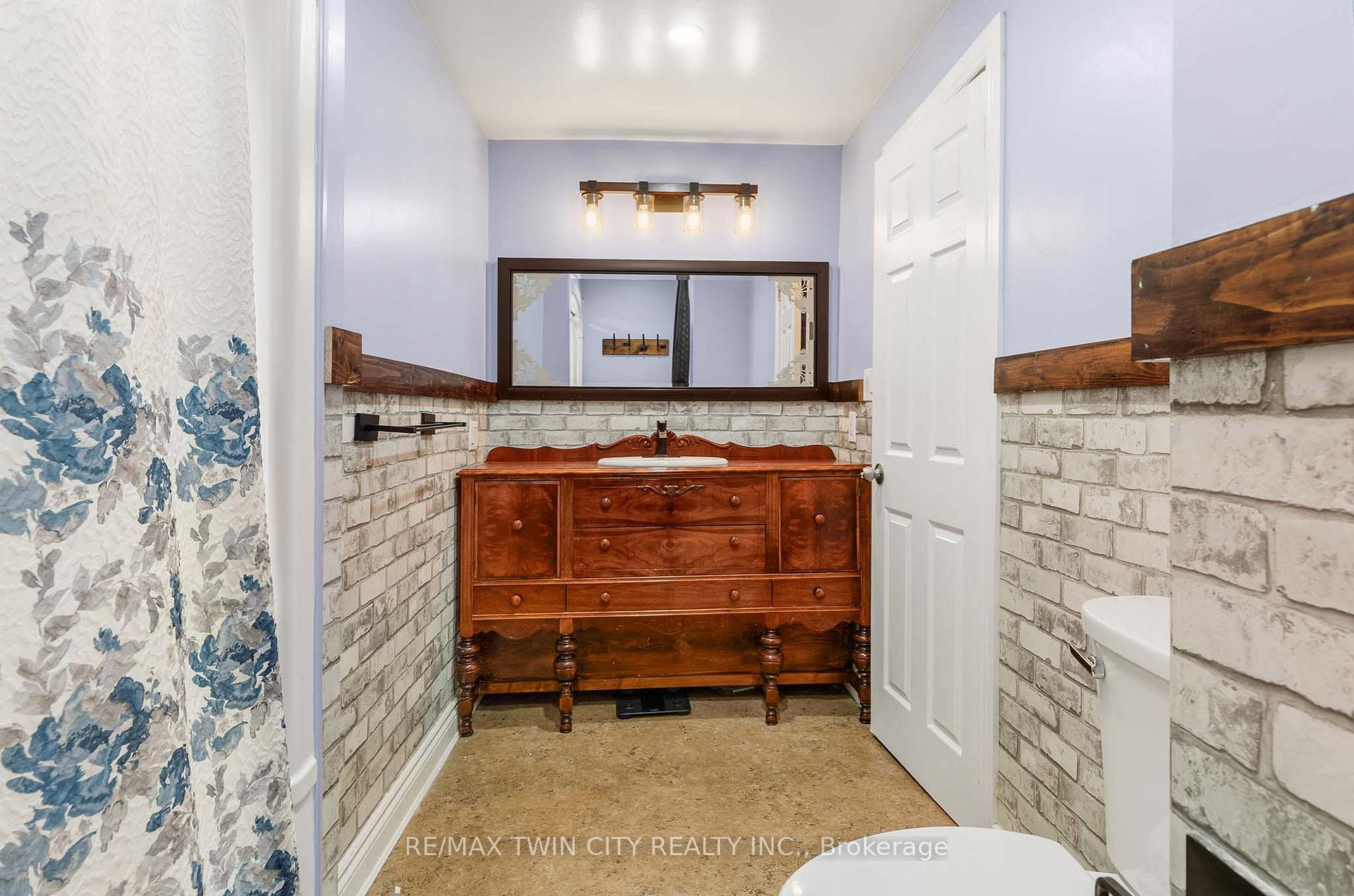 Photo 10 of 251 53 Highway, Brant, Burford — HOMEH