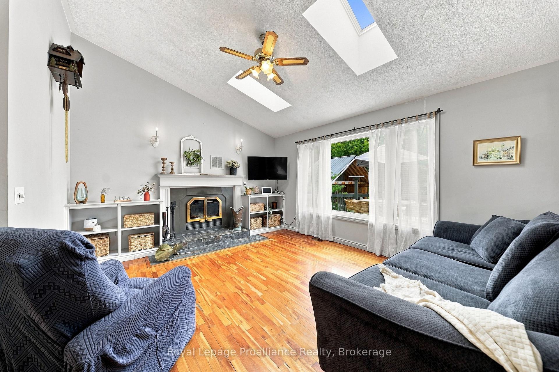 Photo 17 of 1296 Thrasher Road, Tyendinaga, Tyendinaga Township — HOMEH