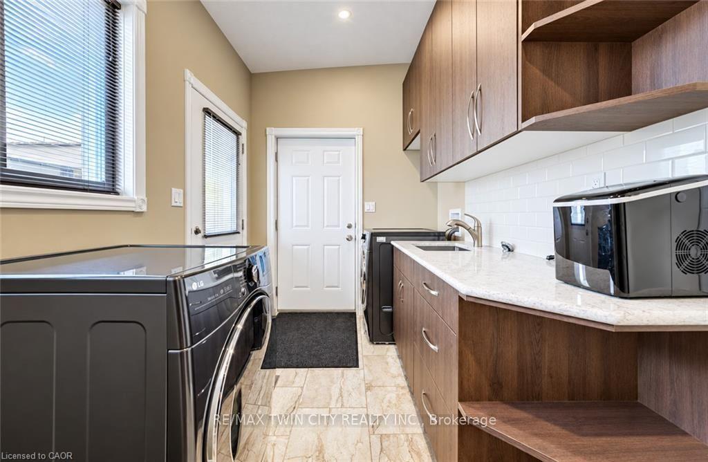 Photo 16 of 34 Braun Street, Kitchener, KW Hospital — HOMEH