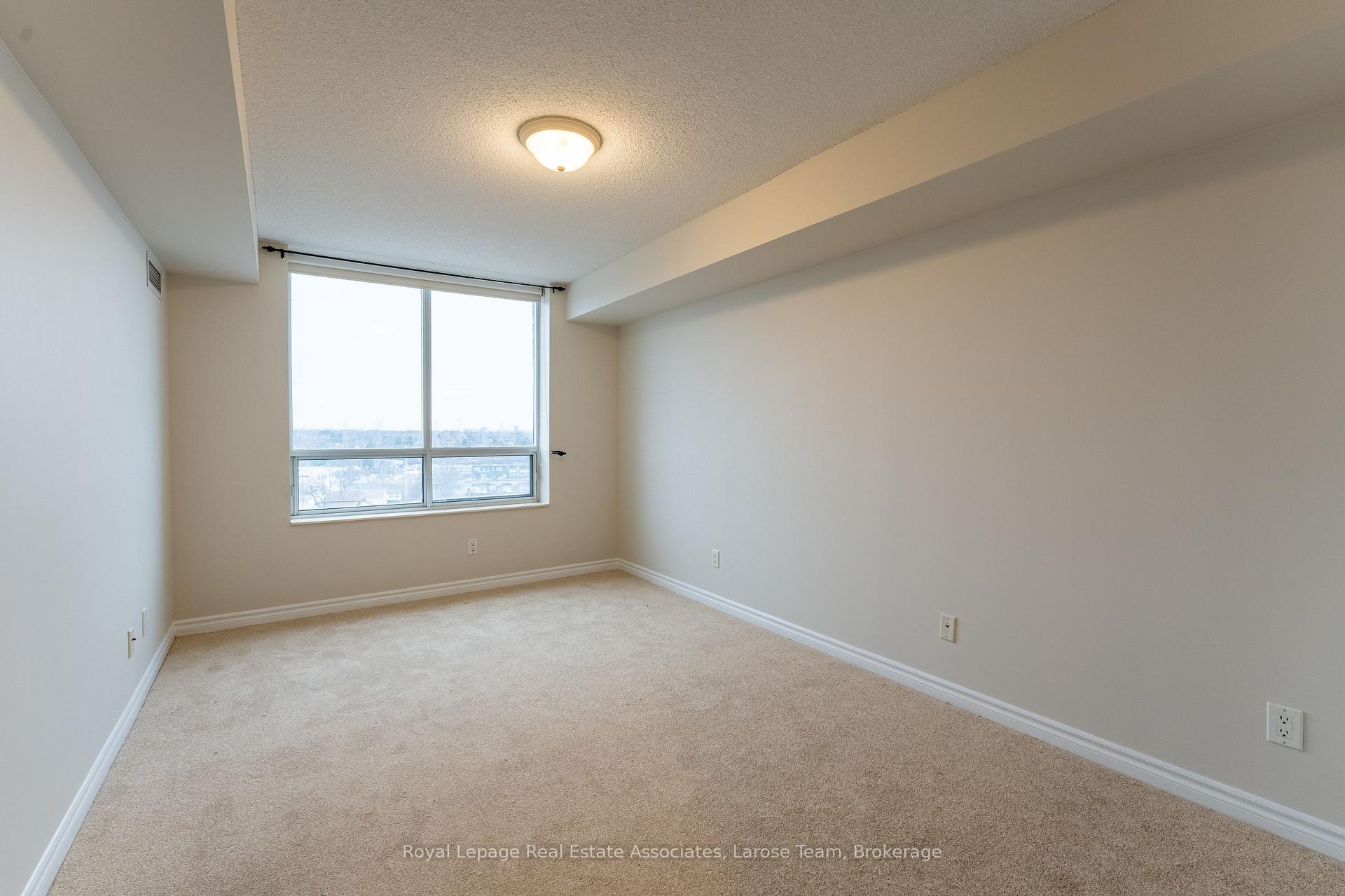 Photo 18 of Unit 1019, 5233 Dundas Street W, Etobicoke, Islington-City Centre West — HOMEH