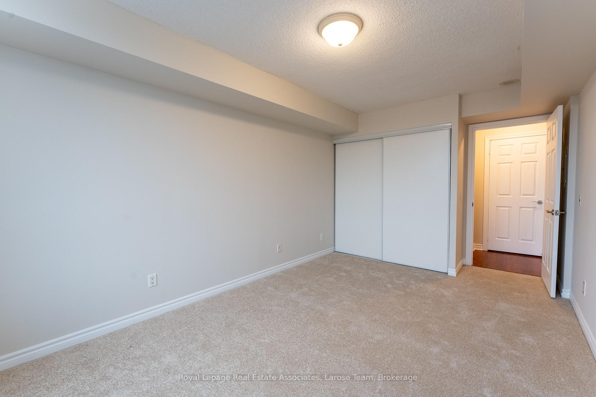 Photo 19 of Unit 1019, 5233 Dundas Street W, Etobicoke, Islington-City Centre West — HOMEH