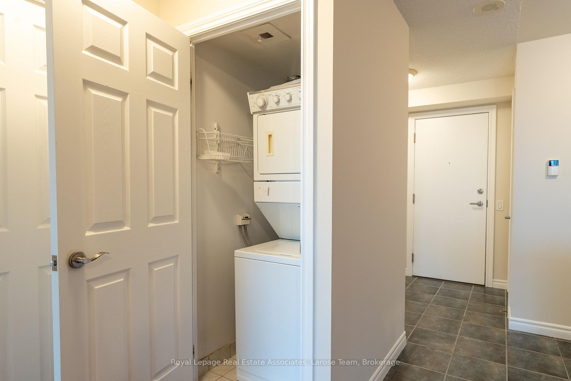 Photo 21 of Unit 1019, 5233 Dundas Street W, Etobicoke, Islington-City Centre West — HOMEH