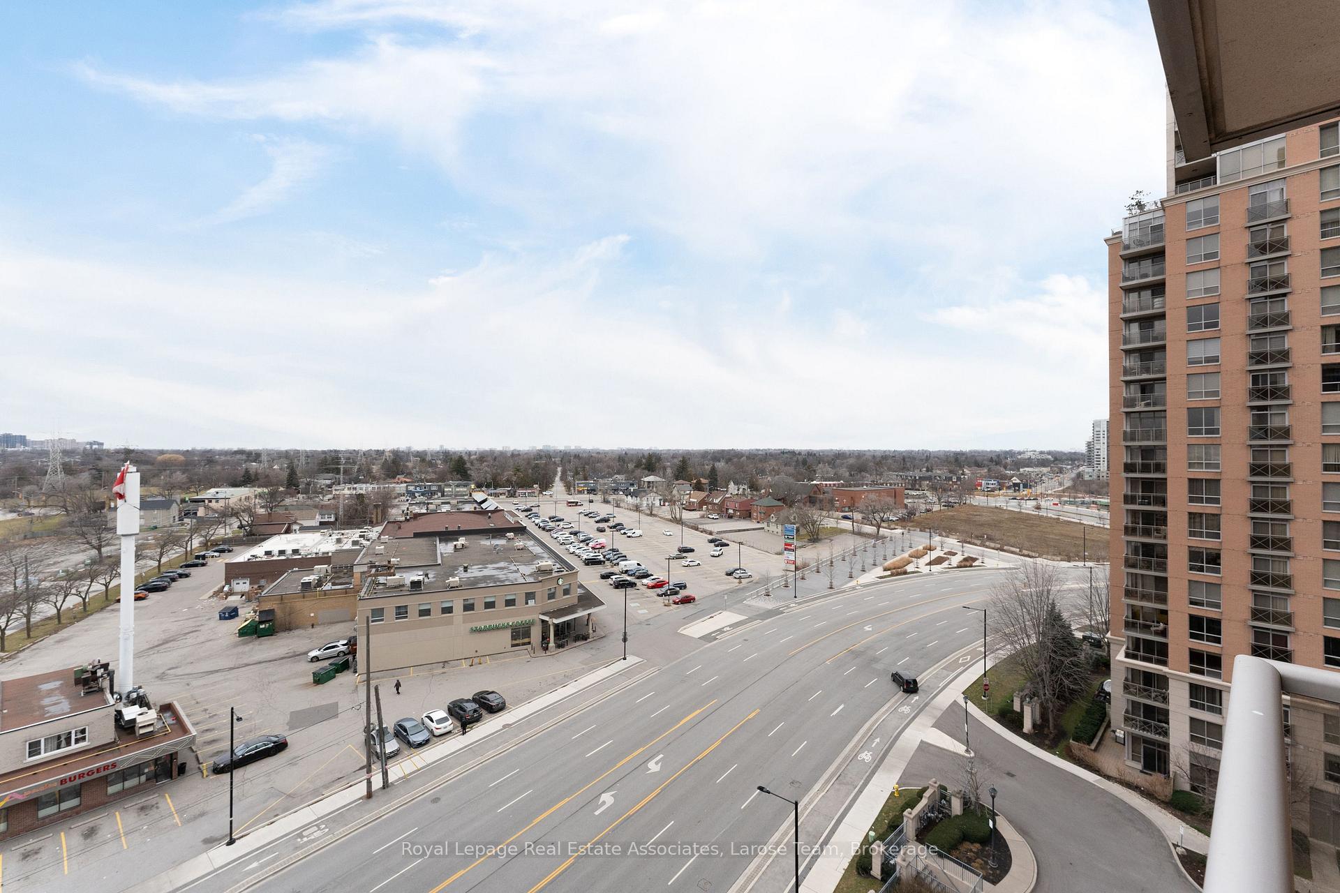 Photo 22 of Unit 1019, 5233 Dundas Street W, Etobicoke, Islington-City Centre West — HOMEH