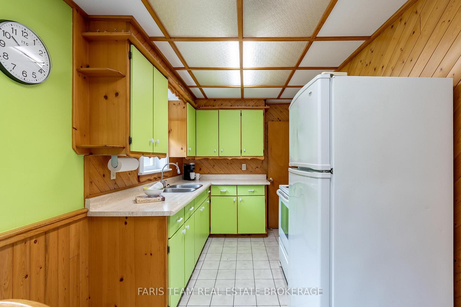 Photo 7 of 207 Warnica Road, Barrie, Painswick North — HOMEH
