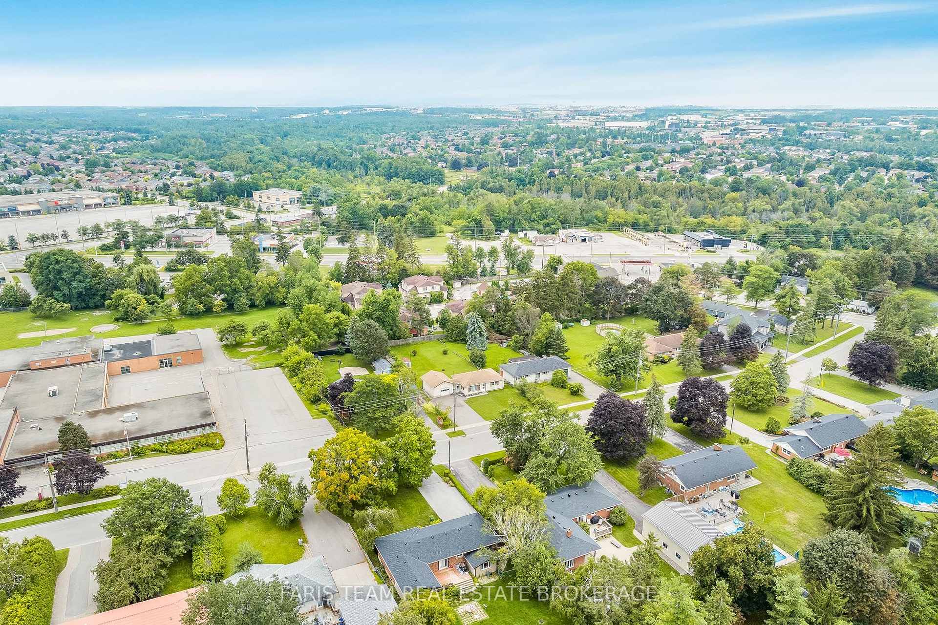 Photo 31 of 207 Warnica Road, Barrie, Painswick North — HOMEH