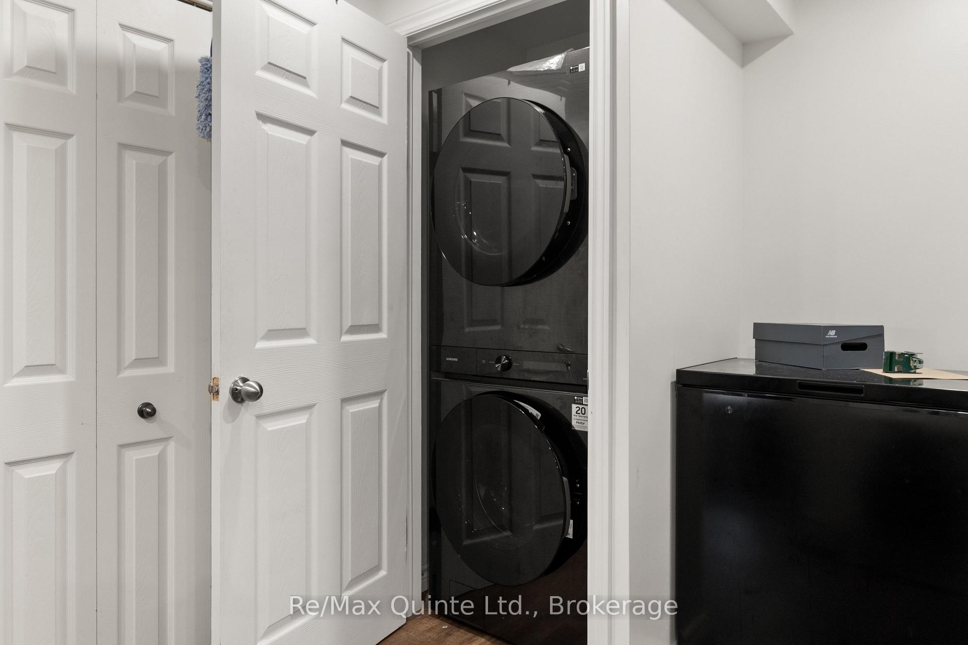 Photo 12 of Unit B, 110 Greenhill Lane, Belleville, Belleville Ward — HOMEH
