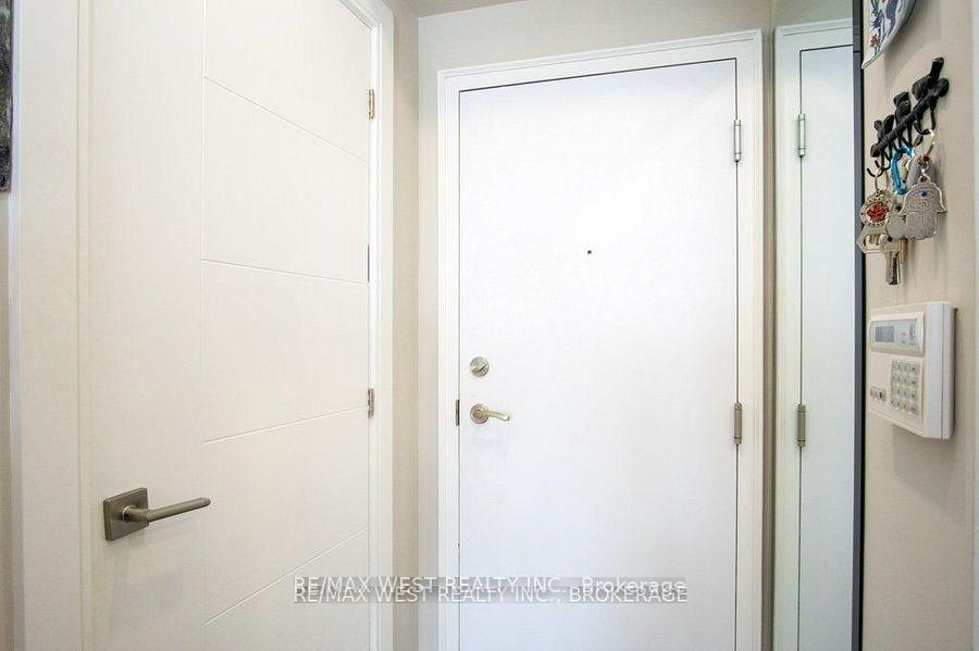 Photo 7 of Unit NPH7, 2261 Lake Shore Boulevard, Etobicoke, Mimico — HOMEH