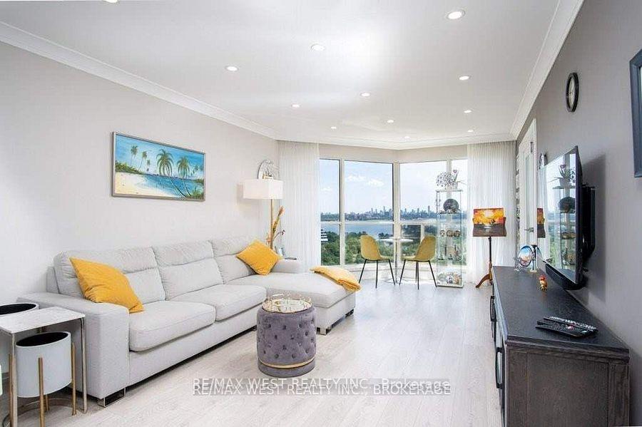 Photo 24 of Unit NPH7, 2261 Lake Shore Boulevard, Etobicoke, Mimico — HOMEH