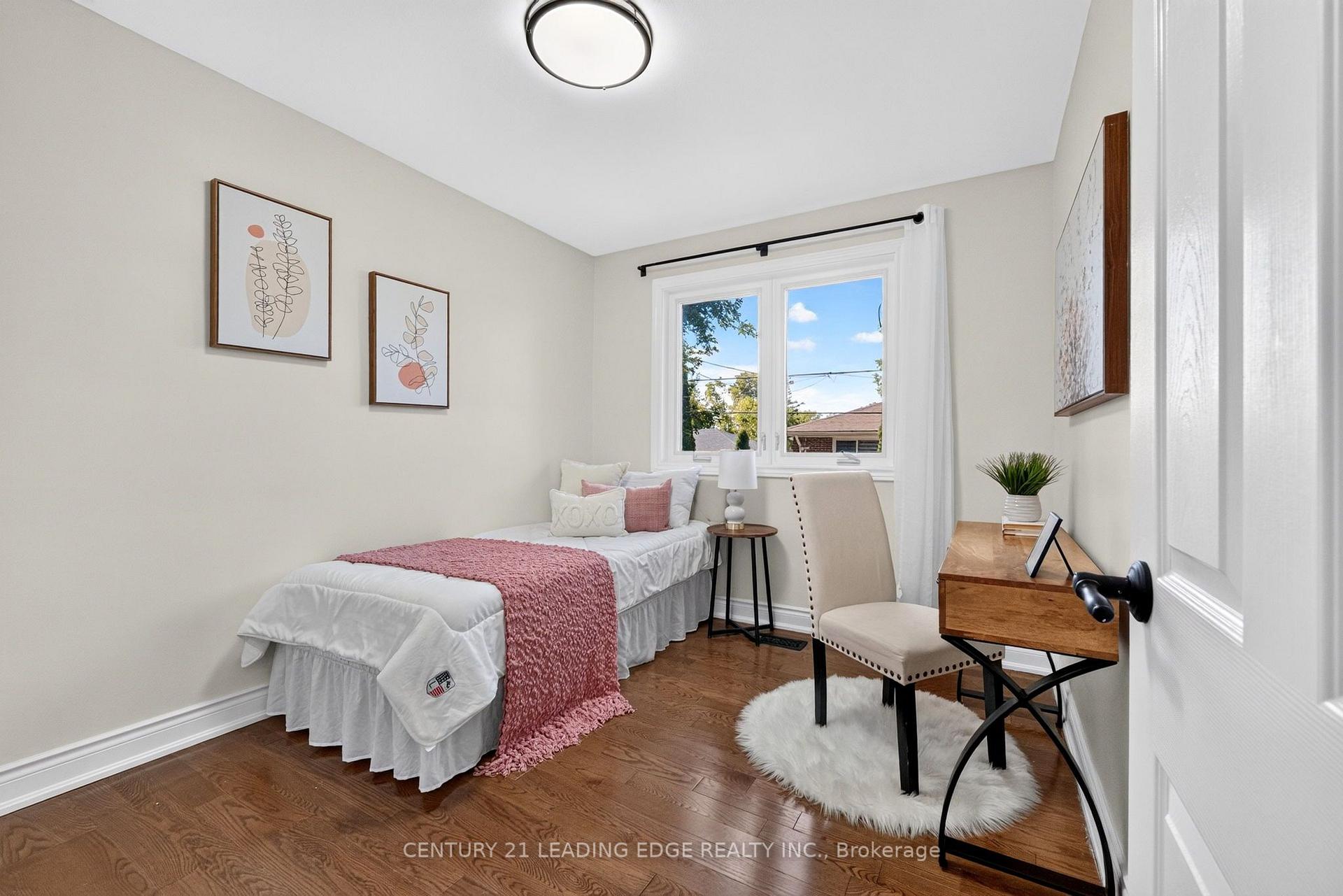 Photo 25 of 24 Lincoln Green Drive, Markham, Bullock — HOMEH