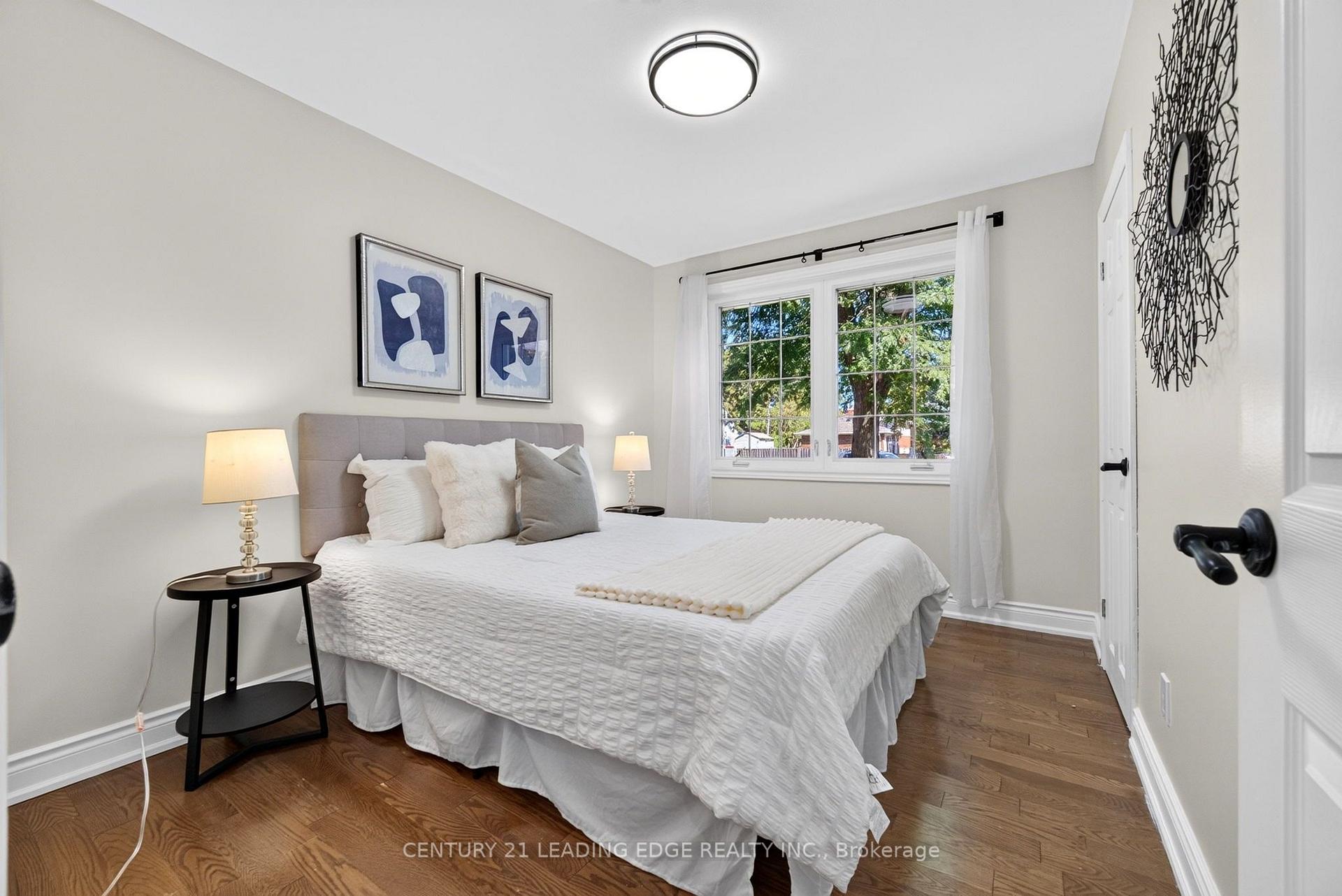 Photo 26 of 24 Lincoln Green Drive, Markham, Bullock — HOMEH