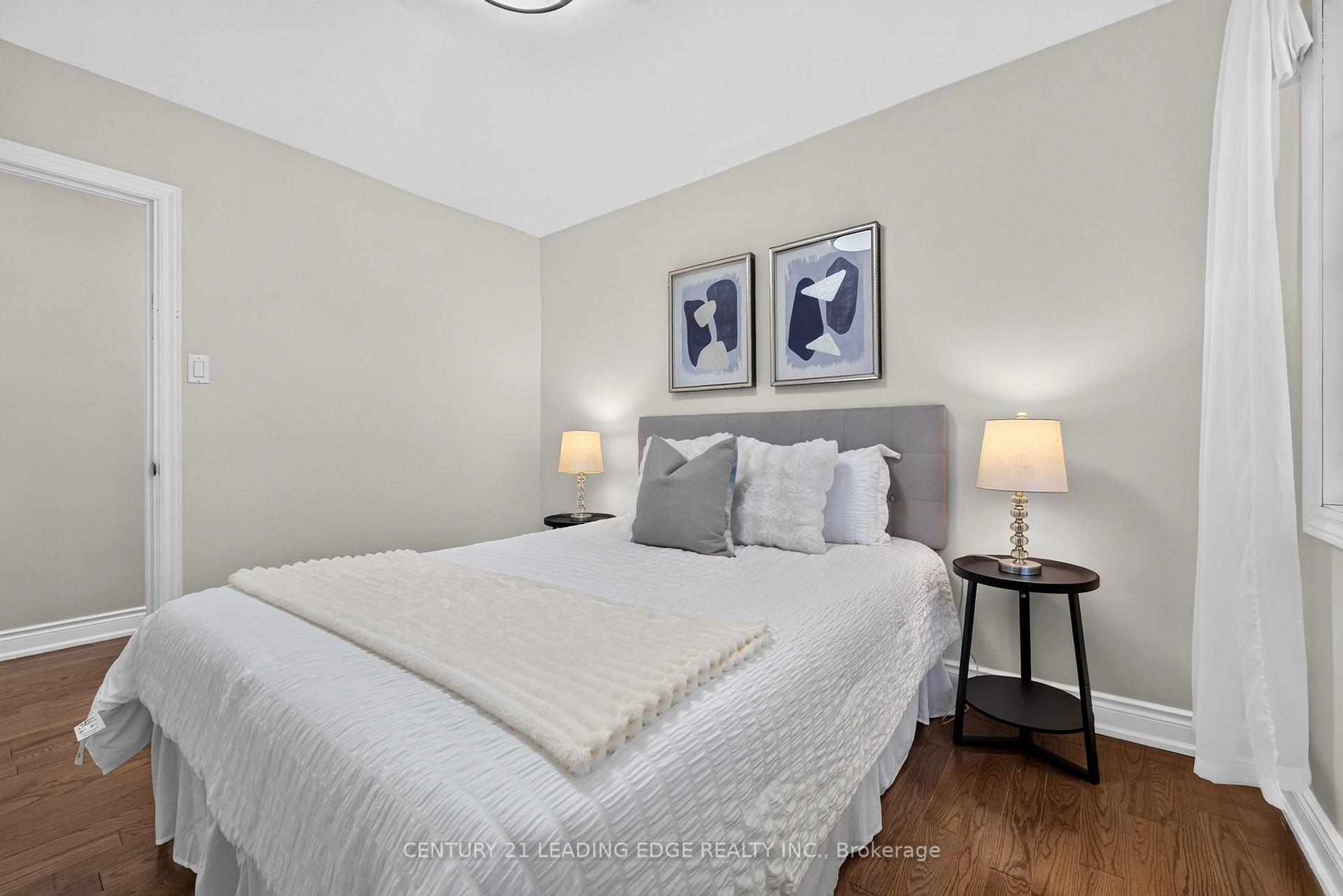 Photo 27 of 24 Lincoln Green Drive, Markham, Bullock — HOMEH