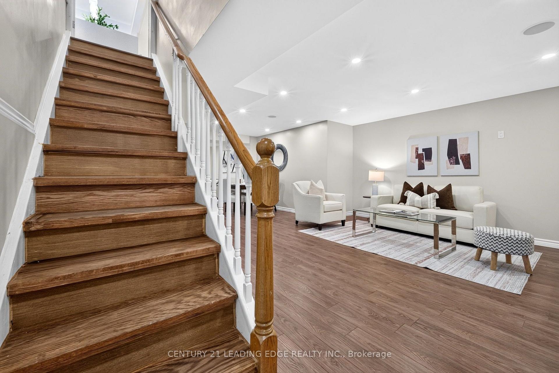 Photo 29 of 24 Lincoln Green Drive, Markham, Bullock — HOMEH