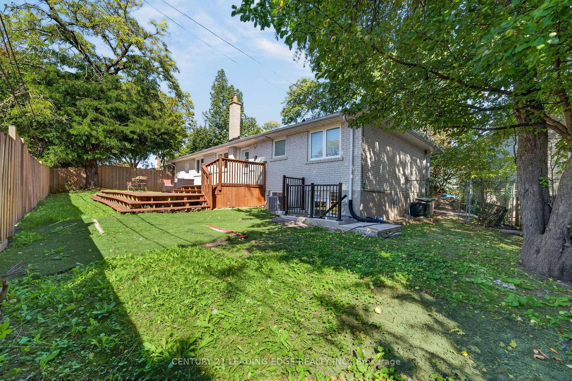 Photo 44 of 24 Lincoln Green Drive, Markham, Bullock — HOMEH