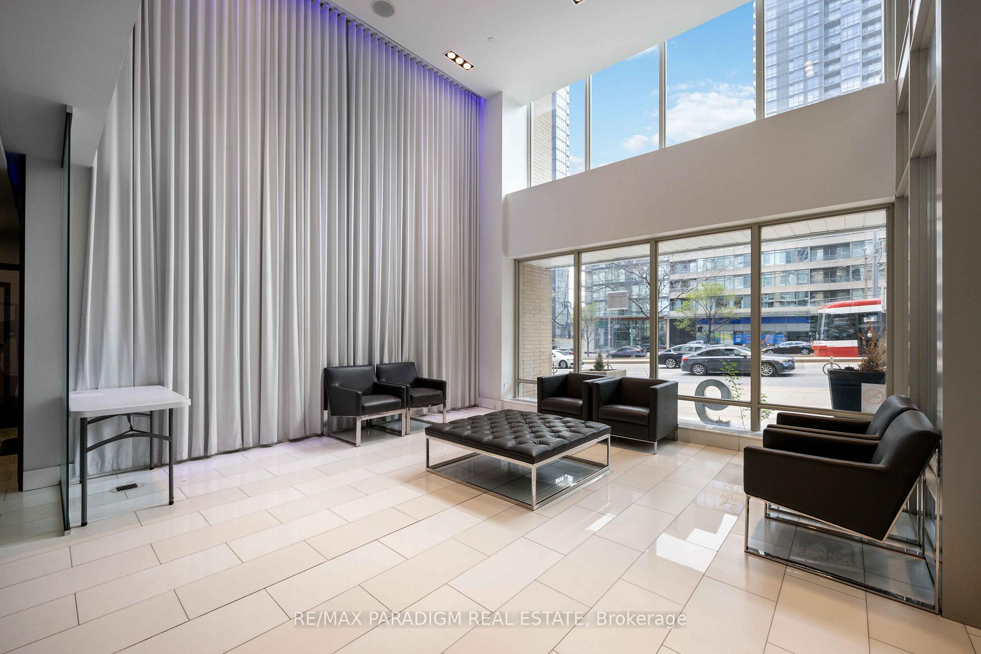Photo 2 of Unit 611, 9 Spadina Avenue, Toronto, Waterfront Communities — HOMEH