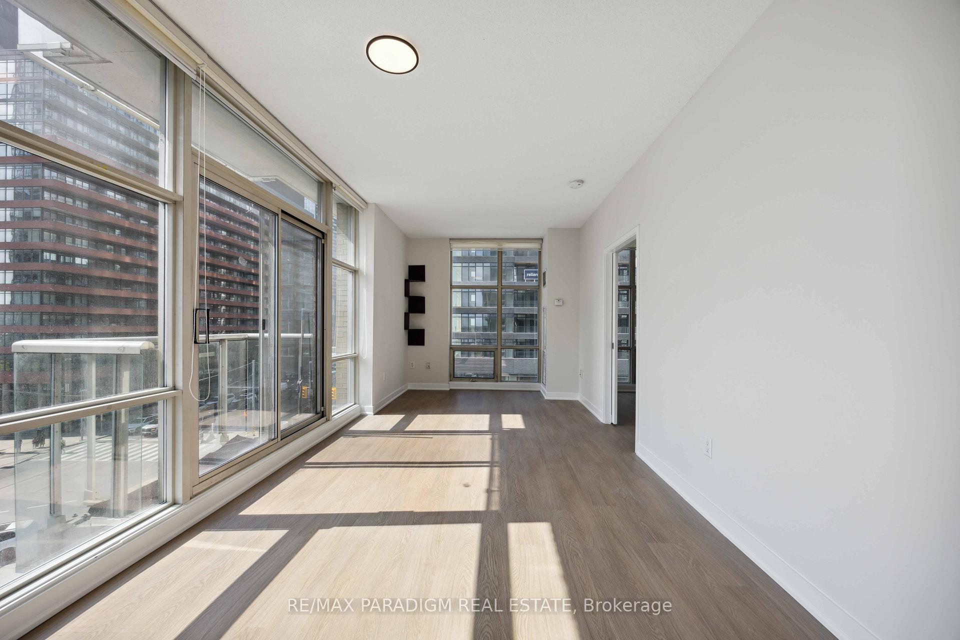 Photo 14 of Unit 611, 9 Spadina Avenue, Toronto, Waterfront Communities — HOMEH