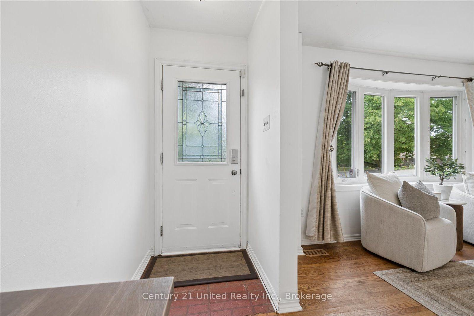 Photo 6 of 46B Springbrook Drive, Peterborough, Monaghan Ward 2 — HOMEH