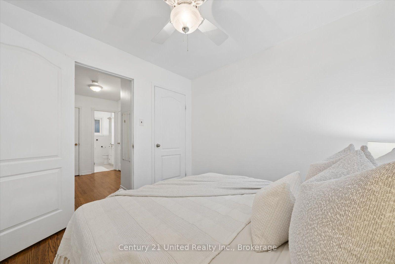 Photo 21 of 46B Springbrook Drive, Peterborough, Monaghan Ward 2 — HOMEH