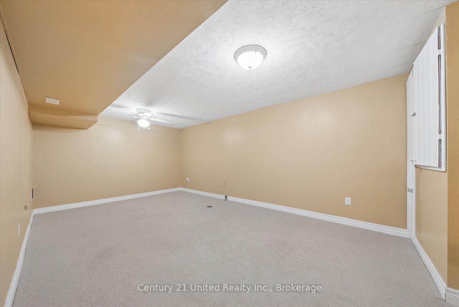 Photo 27 of 46B Springbrook Drive, Peterborough, Monaghan Ward 2 — HOMEH