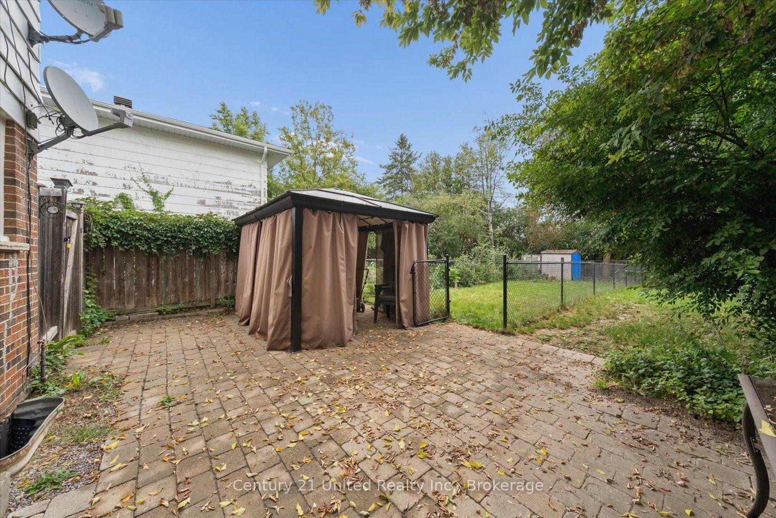 Photo 31 of 46B Springbrook Drive, Peterborough, Monaghan Ward 2 — HOMEH
